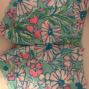 Lilly Pulitzer Callahan shorts size 4